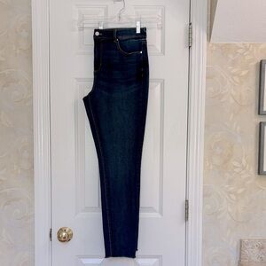 Ann Taylor Dark Wash Skinny Mid Rise Jeans. Size 10. EUC